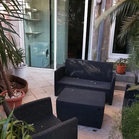 Large 37 M With Terrace Nizza
