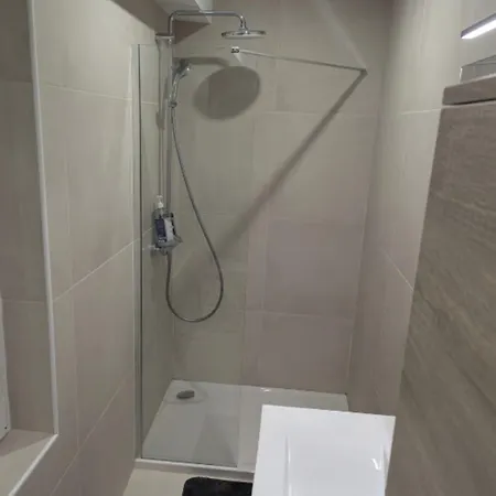 Large 37 M With Terrace Apartment *